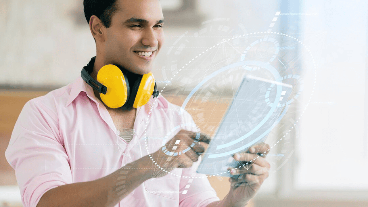 Smart Tech Tools That Help Small Businesses Thrive
